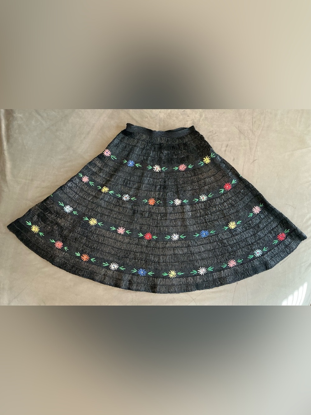 Vintage 1950s Black Raffia Full Circle Skirt Floral MURLEN Zip 28.5”